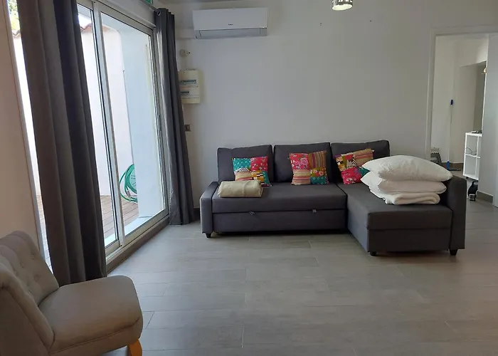 Residence Le Mas アパート