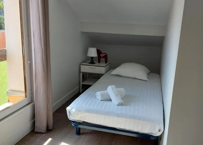 Lägenhet Residence Le Mas Le Lavandou